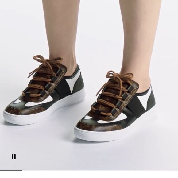 LOUIS VUITTON Black & Brown  LV Monogram Leather Sneakers EU37 - Picture 3 of 16